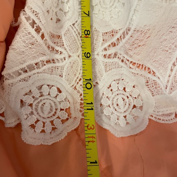 Evereve white  dress has stretch new with tags - Picture 9 of 9